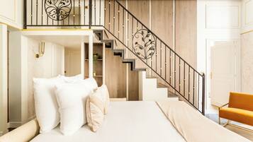 Appartement | Woonruimte | Een 43-inch smart-tv met kabelzenders, Netflix en streamingdiensten