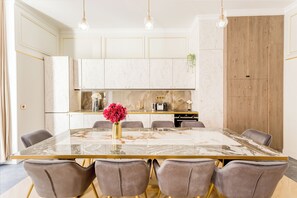 Private kitchen - Merveil Luxury Suite - Louvre - Therese (Paris)