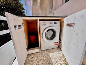 Property grounds - Sleek Studio in Voula Center (Voula)