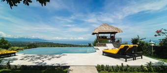 Villa Segara Gunung with Amazing Ocean View