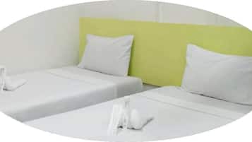 Quarto duplo standard | Escrivaninha, Wi-Fi de cortesia