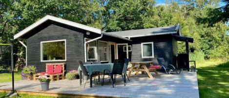 House | Outdoor dining