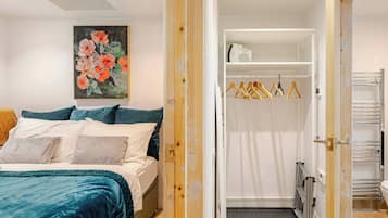 2 bedrooms