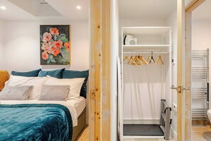 Studio, 1 Bedroom, Patio