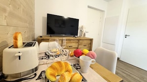 Dining - Apartment in Vars Near the Ski Slopes (Vars)