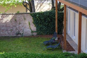 Terrace/patio - Spacious vacation apartment with good facilities and exclusive garden access (Wien)