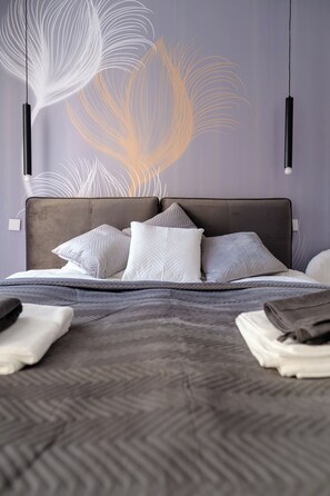 2 bedrooms, iron/ironing board, internet, bed sheets - Spacious vacation apartment with good facilities and exclusive garden access (Wien)