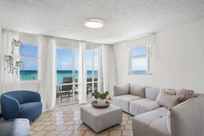 تلفزيون ذكي، ألعاب فيديو، مكتب