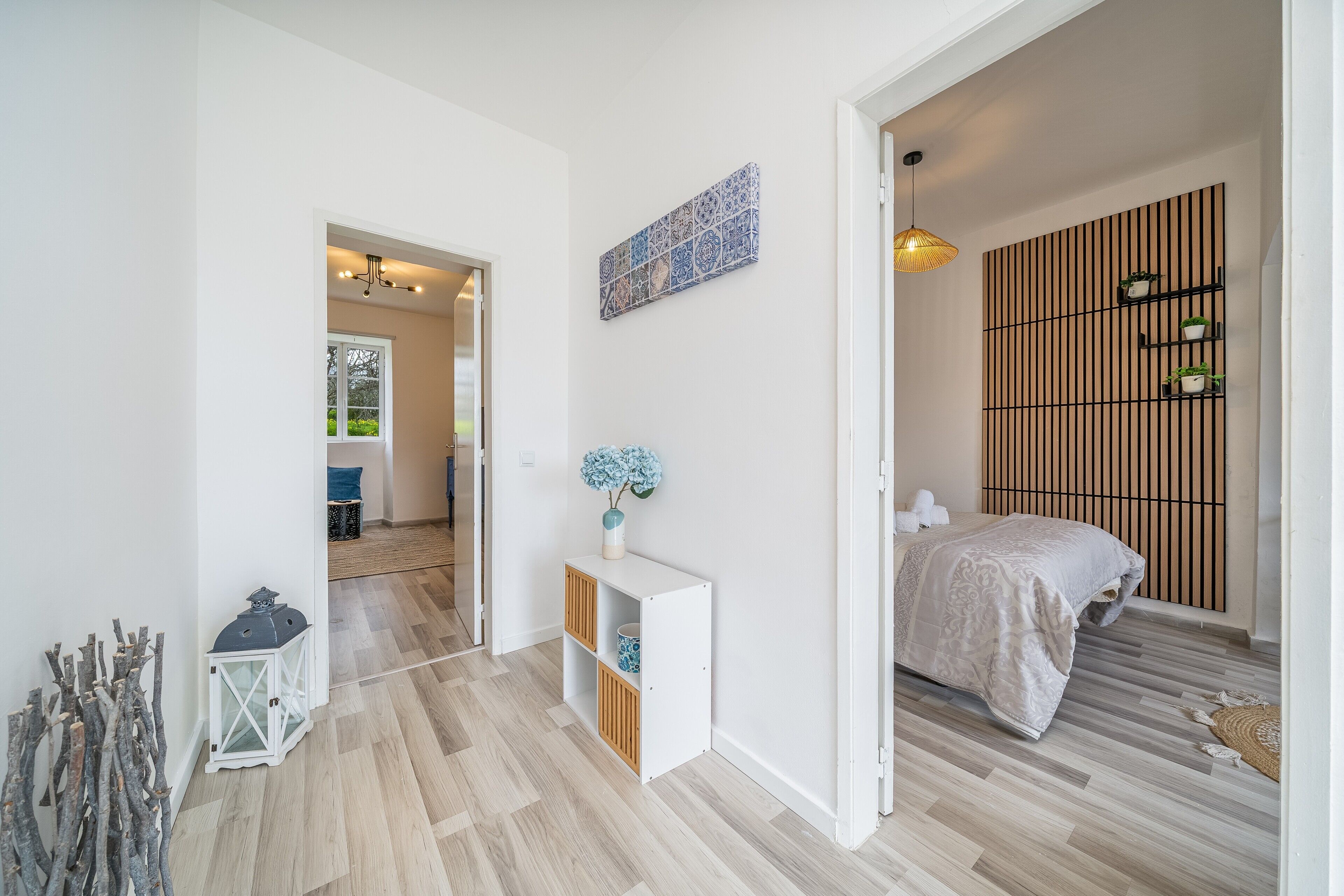 3 slaapkamers, een strijkplank/strijkijzer, wifi, beddengoed