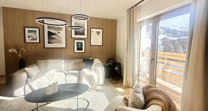 Magnificent 2 Bedroom Apartment Near THE Slopes