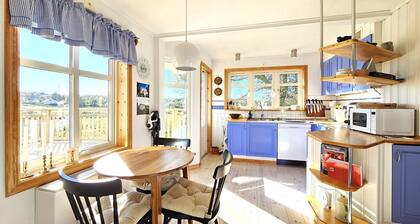 Family-friendly house close to sea & nature in Klövedal | SE09145