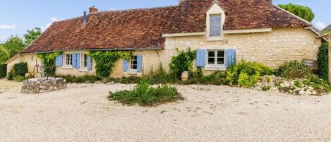 House | Exterior