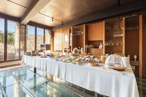 Free daily continental breakfast  - A CASA DE ALDÁN (Cangas)