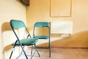 Exterior - Group Friendly 4BR Near Westbahnhof (Vienna)