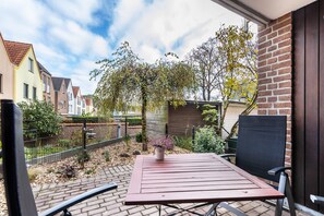 Outdoor dining - Apartment 'An der Kriemhildmühle' with Private Terrace (Xanten)