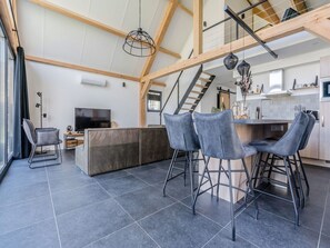 Bungalow | Phòng khách