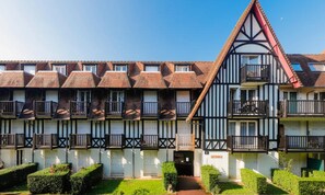 Exterior - Apartment in Blonville Near the Beach (Blonville-sur-Mer)