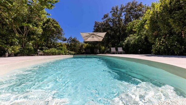 Outdoor pool - Apartments for 3 People (Grasse)