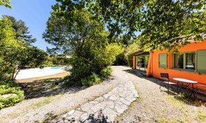 Outdoor dining - Apartments for 3 People (Grasse)