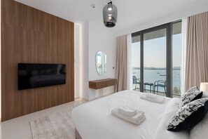 2 Schlafzimmer, Zimmersafe, Bügeleisen/Bügelbrett, WLAN