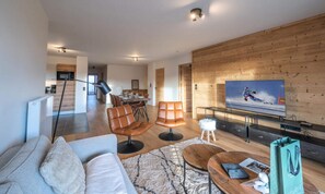 Living area - Apartment C201 4 Rooms (Huez)