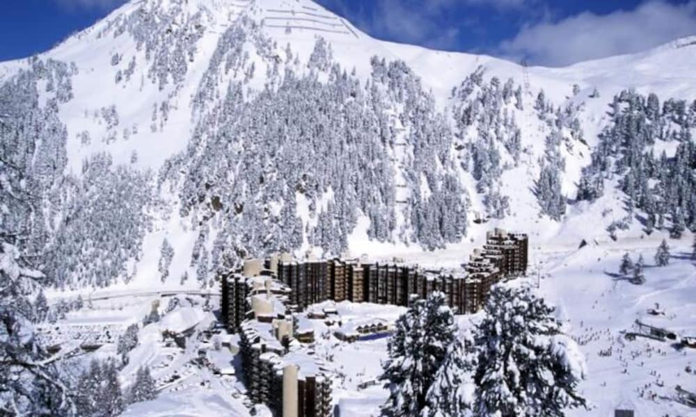 Functional Apartment Ski-in Ski-out Slope View Reviews, Deals & Photos ...