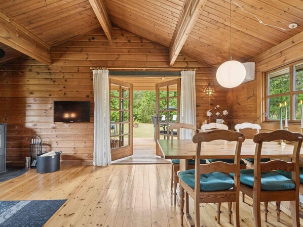 House | Interior - 4 Star Holiday Home in Glesborg (Glesborg)