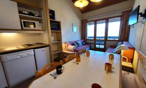 Interior - 2-room Apartment for 6 People, 35m2 (La Plagne-Tarentaise)