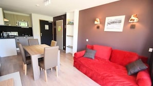 Living area - 3 Rooms 6 People LE Front DE Neige - Wifi Plagne Villages (La Plagne-Tarentaise)