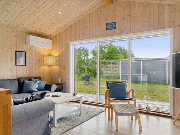 House | Interior - 5 Star Holiday Home in Vaeggerlose (Vaeggerlose)