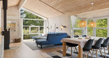 5 Star Holiday Home in Albaek