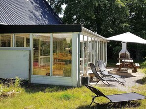 House | Outdoor dining