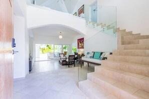 Villa | 4 bedrooms - Villa Buganvilla 252 - 4BR Pool Jacuzzi Golf (Punta Cana)