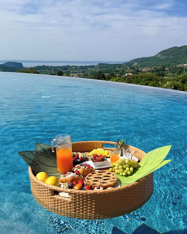 Alberca al aire libre 