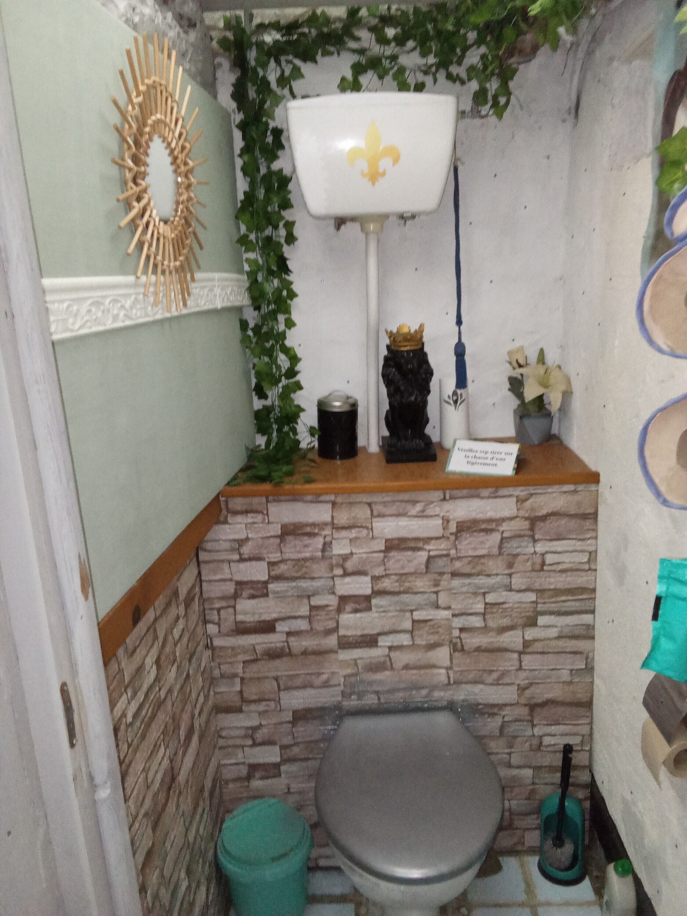 Douche, serviettes fournies