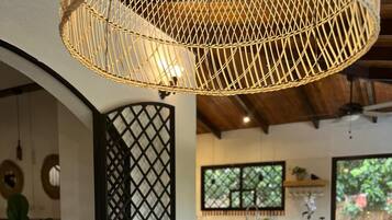 Villa | 5 bedrooms, Internet