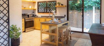 5 min to Beach Private Pool European Style