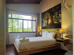 Villa | 5 bedrooms, Internet