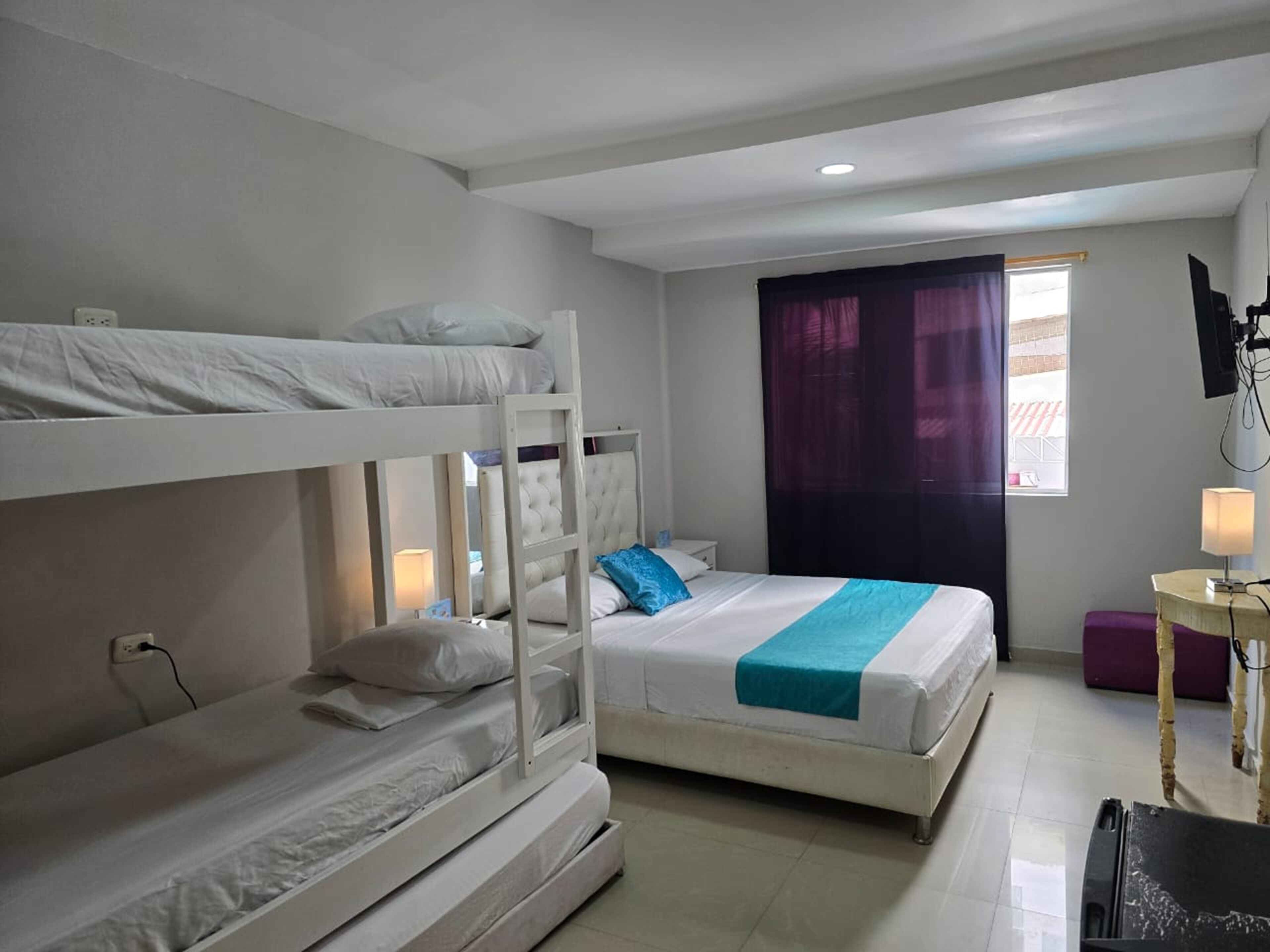 家庭房 | 特色家居、笔记本电脑工作区、熨斗/熨板、免费 WiFi