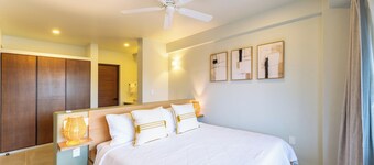 Modern Chahué Condo - Walk to Beach, Cafés & Shops