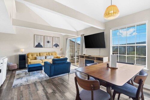 Skyview Getaway 2bdr for 4