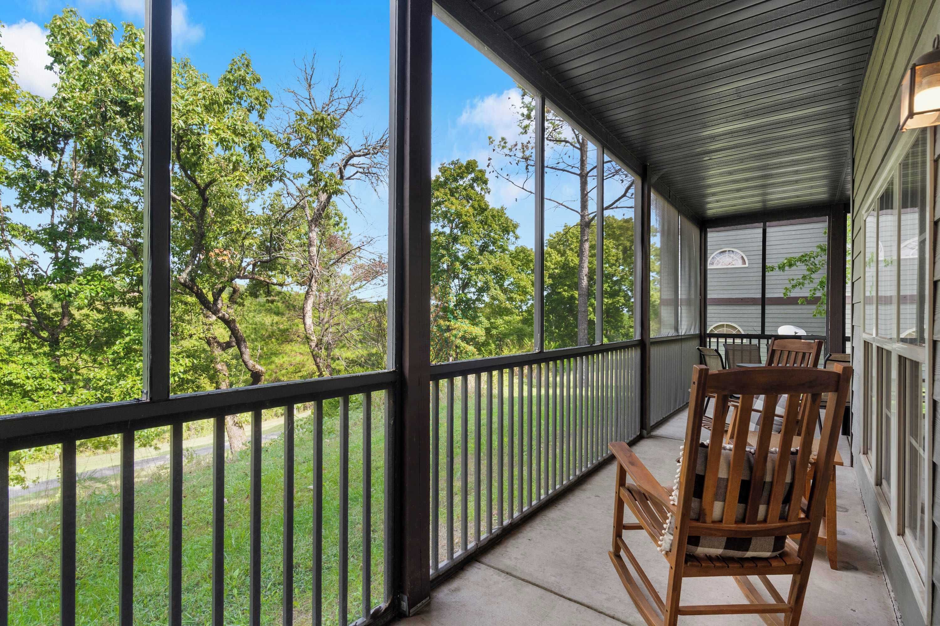 Appart'hôtel, plusieurs lits, balcon, vue jardin (Stonebridge Hideaway) | Vue de la chambre