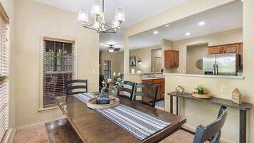 Condo, Multiple Beds, Balcony, Garden View (The Fairway Getaway) | Dining