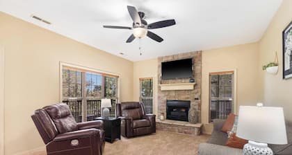 The Fairway Getaway For 6