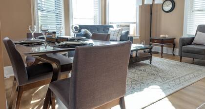 2BR Washer/Dryer High Speed Wi-Fi, perfect for extended stays