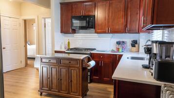 Microwave, oven, stovetop, dishwasher