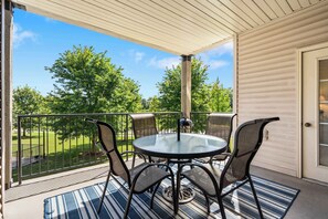 Condo, Multiple Beds, Balcony, Golf View (R&L Scenic Views) | Outdoor dining - R&L Scenic Views Retreat for 4 (Branson)