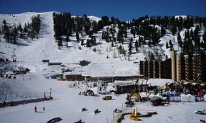 Snow and ski sports - Renovated Apartment Close to the Slopes Resort Center (La Plagne-Tarentaise)