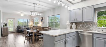 Fairway Follies Luxury Retreat