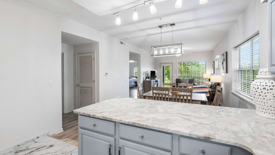 Fairway Follies Luxury Retreat